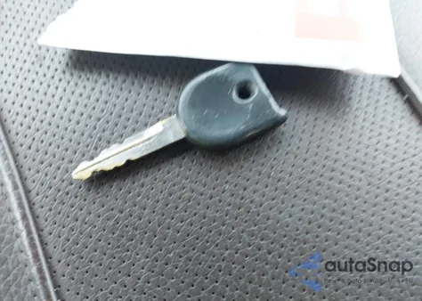 2006 Ford Taurus Se z USA, uszkodzony, nr VIN 1FAFP53UX6A105350